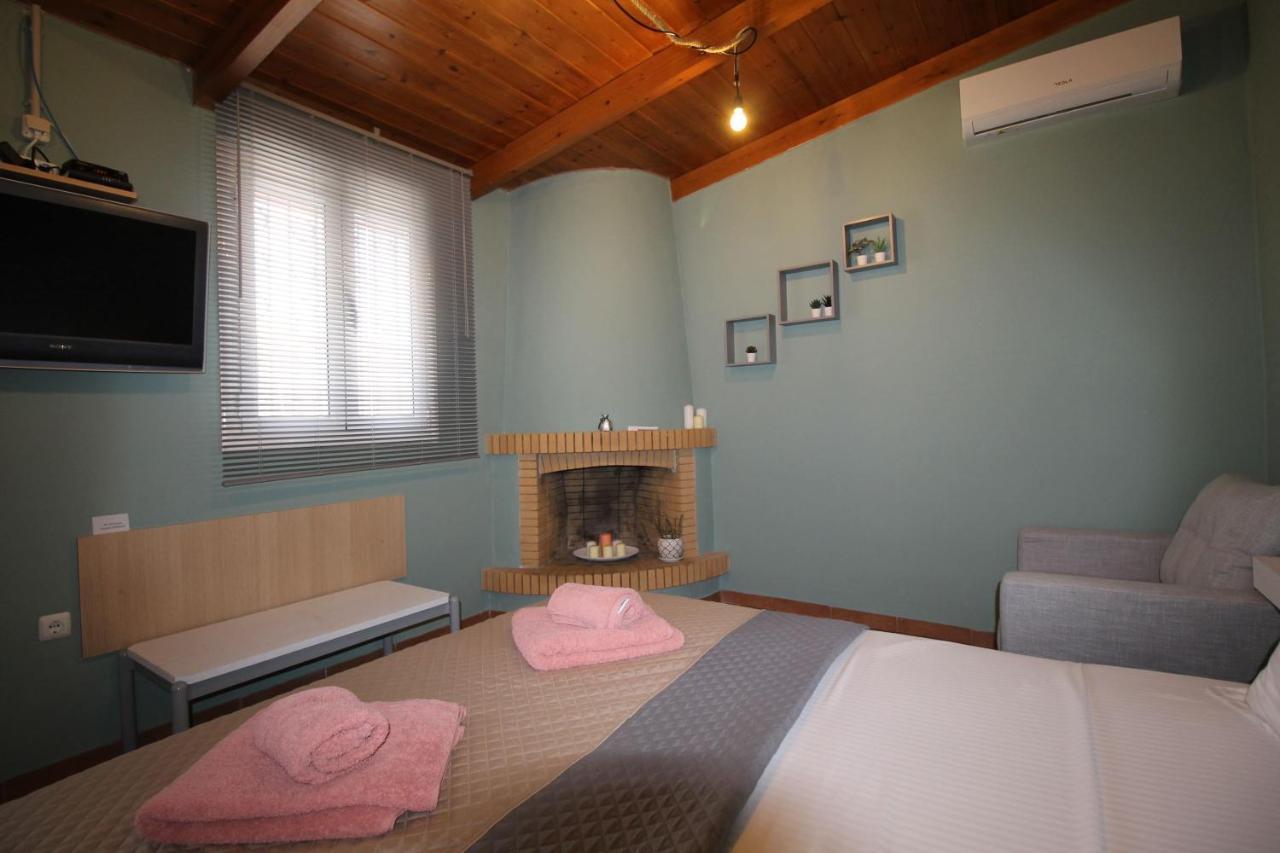 Pikinas Studios Near Ath Airport Markópoulon Екстериор снимка